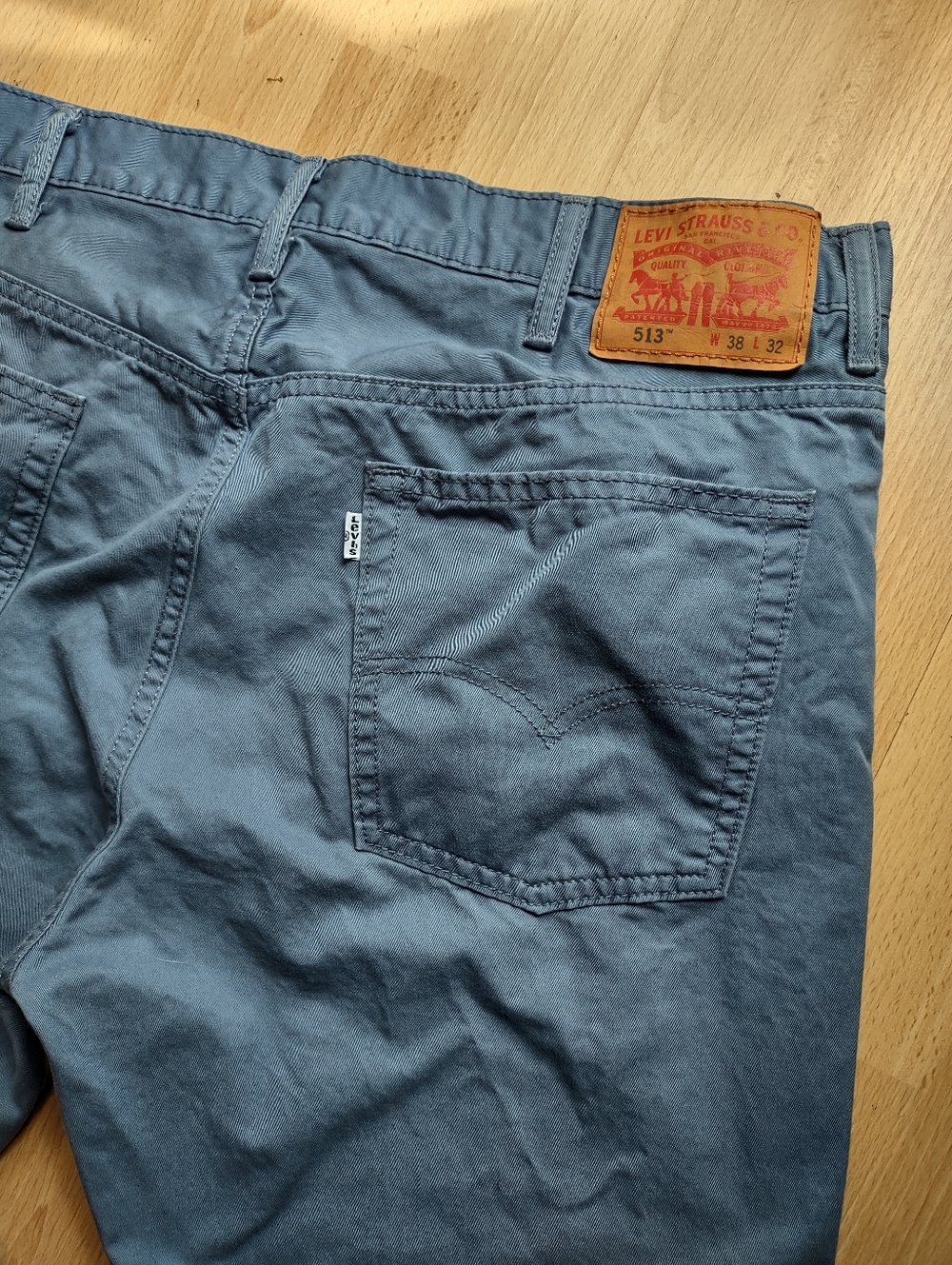 Levi's Strauss 513 Men's Slim Straight Jeans in Slate Blue with Leather Patch